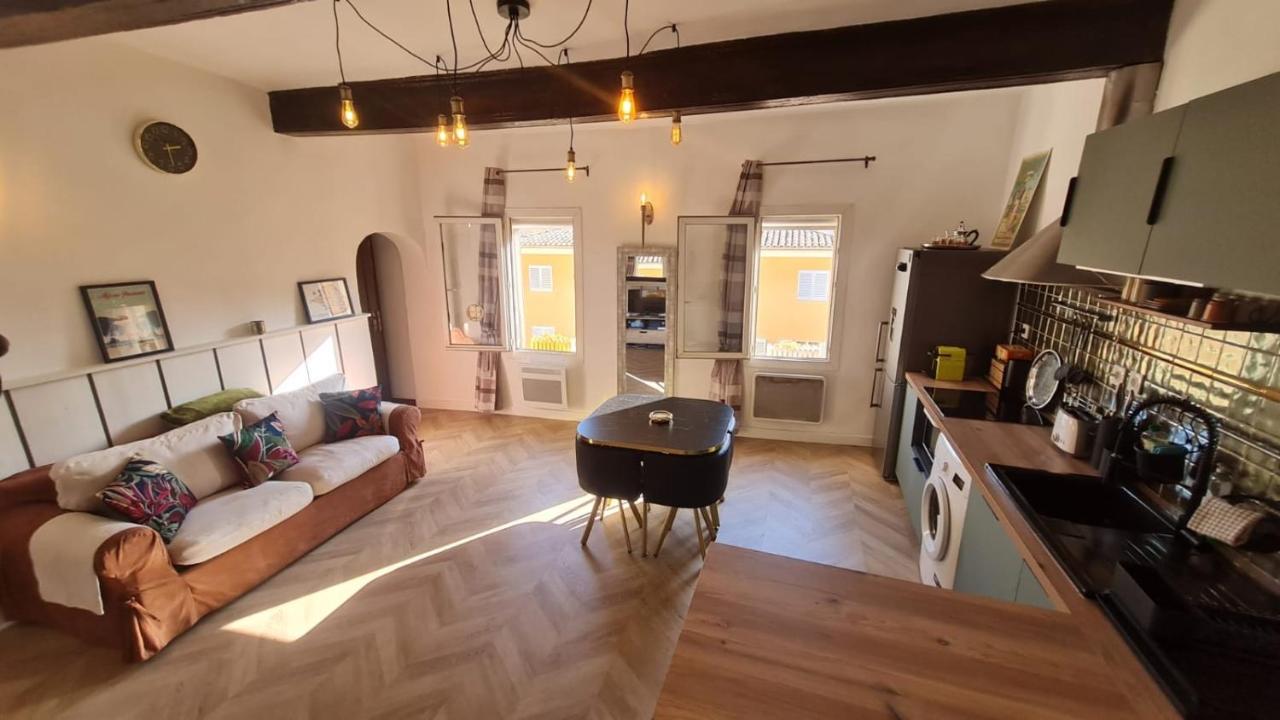 Sunny Apartment With Nice View In History City Center Aix-en-Provence Exterior foto